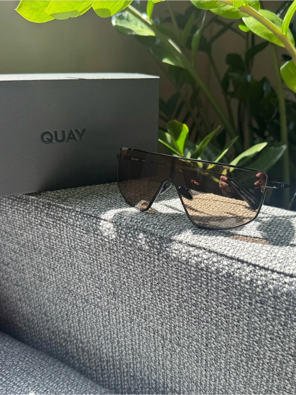 Quay Shield Sunglasses in Dark Brown/Black